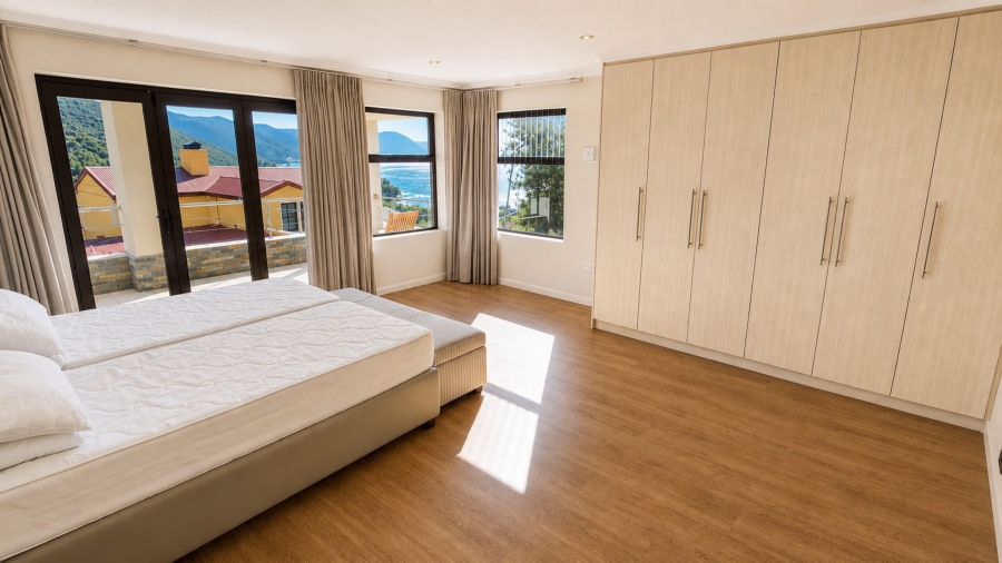 4 Bedroom Property for Sale in Admirals Kloof Western Cape